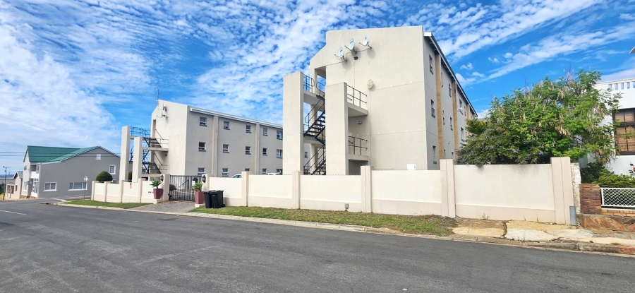 1 Bedroom Property for Sale in Bredasdorp Western Cape